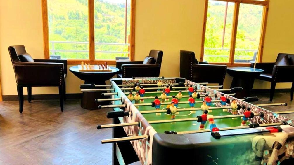 Aaroham Resort, Шимла Екстериор снимка