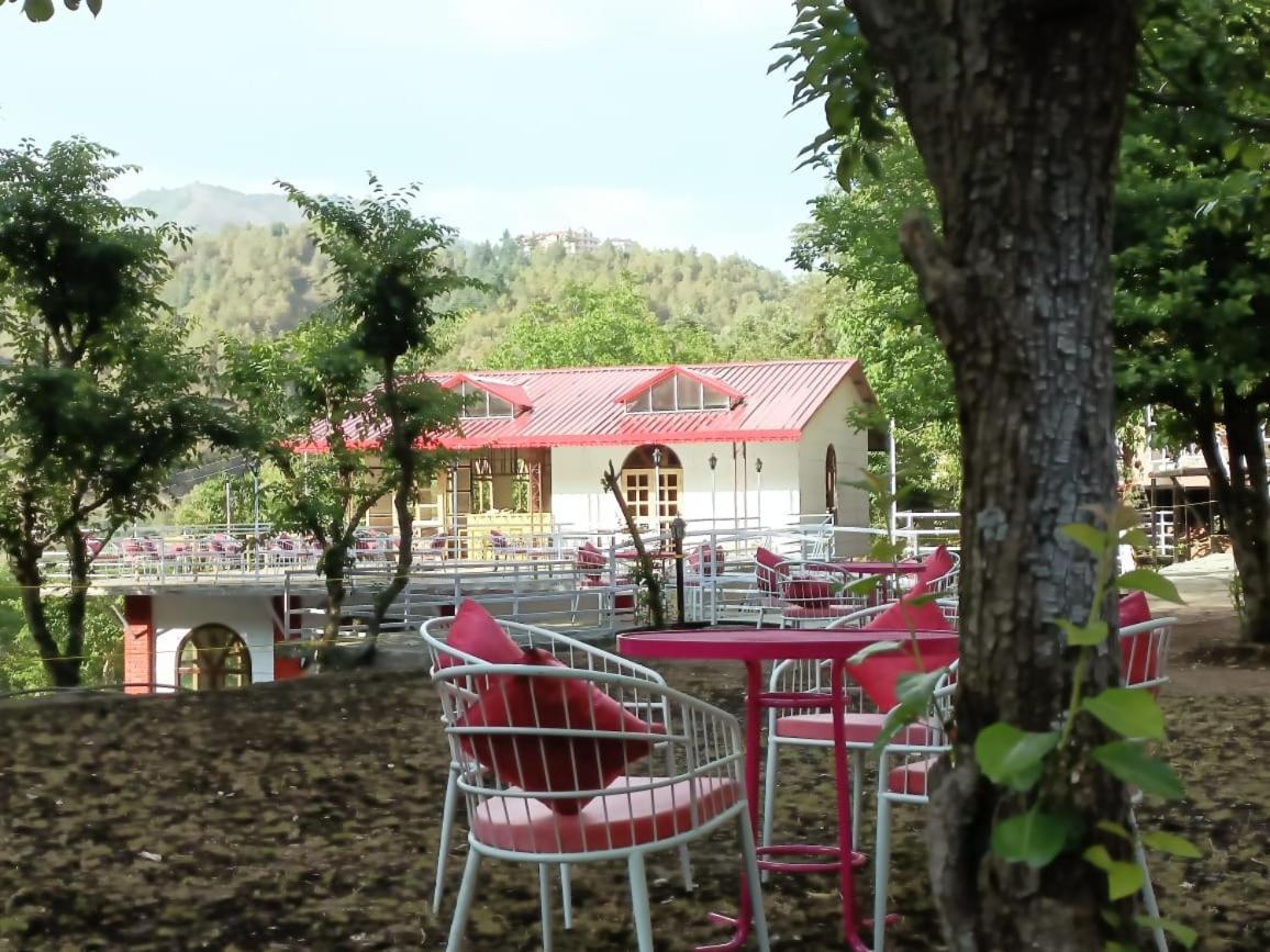 Aaroham Resort, Шимла Екстериор снимка