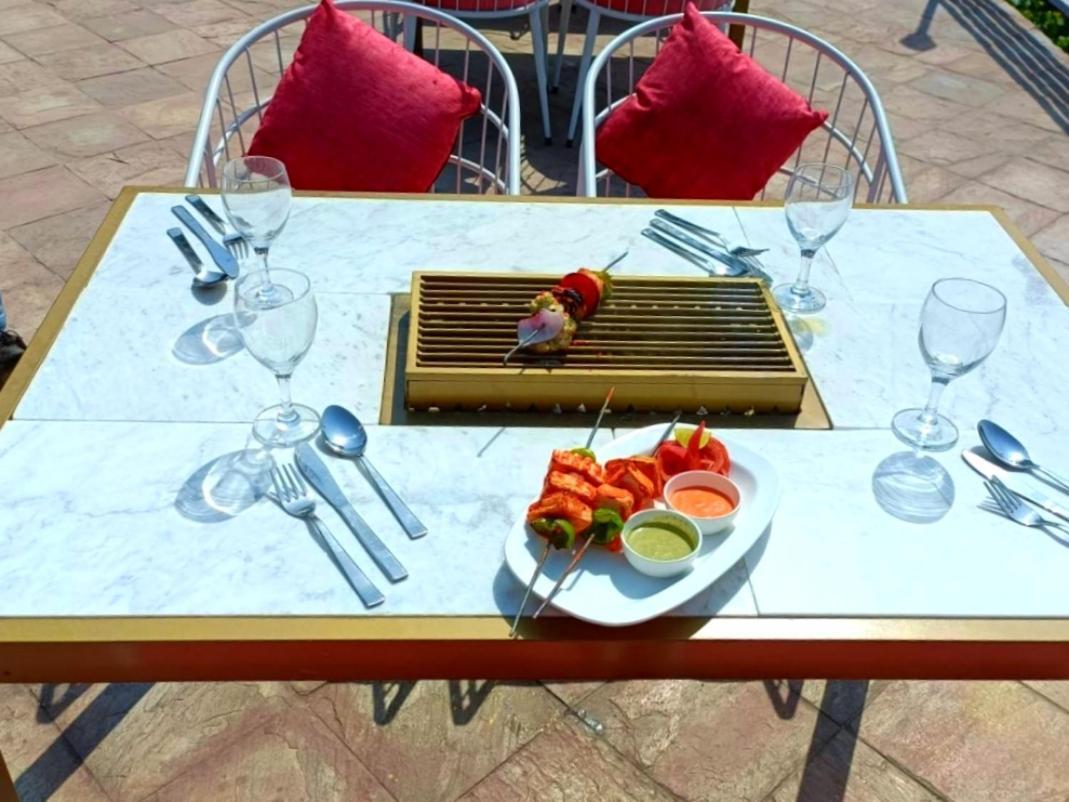 Aaroham Resort, Шимла Екстериор снимка