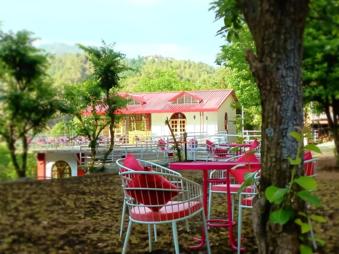 Aaroham Resort, Шимла Екстериор снимка